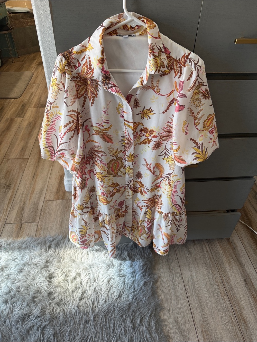 Button-Front Floral Puff Sleeve Blouse - White with Pink & Gold Print
